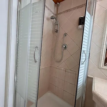 Apartment Bucaneve House